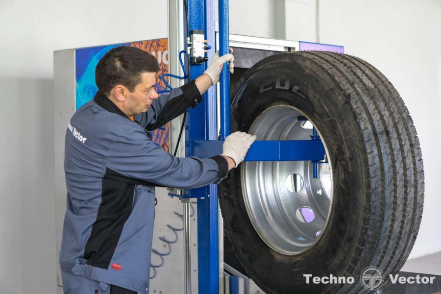 Автоматическая мойка колес ТОРНАДО Truck (H)